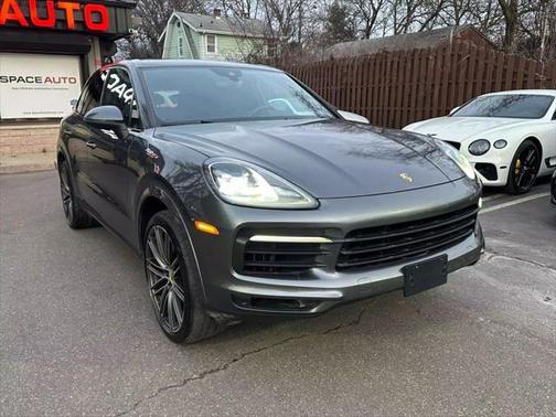 2019 Porsche Cayenne Base