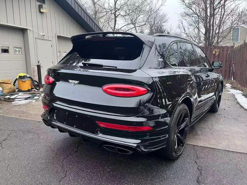 2021 Bentley Bentayga V8