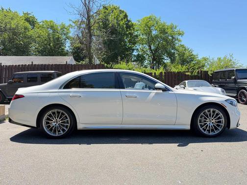 White 2022 Mercedes-Benz S-Class 4MATIC