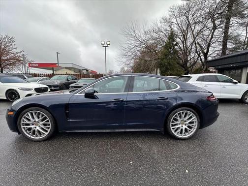 2020 Porsche Panamera 4