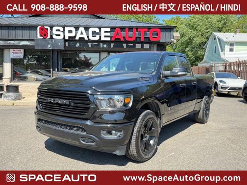 Diamond Black Crystal Pearlcoat 2020 RAM 1500 Big Horn/Lone Star