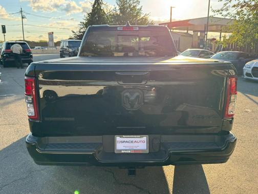 Diamond Black Crystal Pearlcoat 2020 RAM 1500 Big Horn/Lone Star