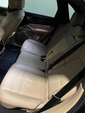 2019 Porsche Cayenne Cayenne