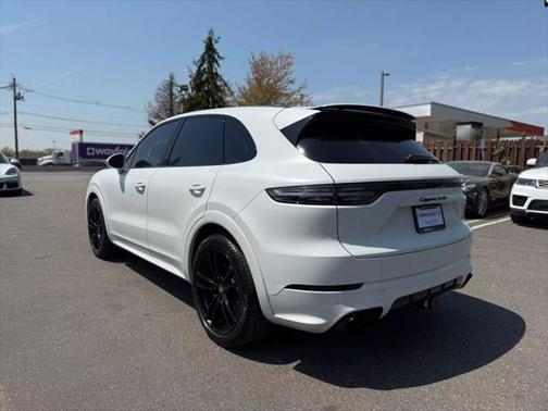 2021 Porsche Cayenne Turbo