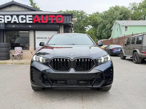 Black Sapphire Metallic 2026 BMW X6 xDrive40i