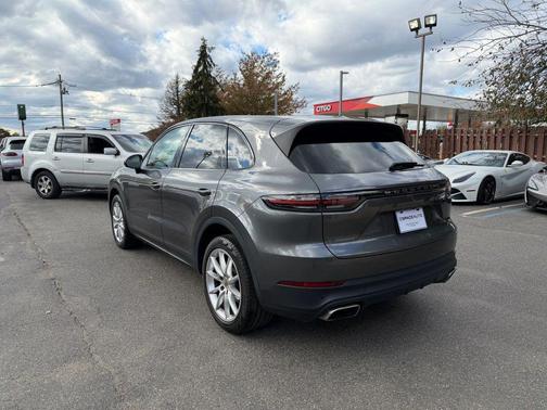 2021 Porsche Cayenne Cayenne