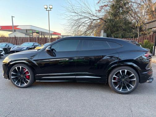 2020 Lamborghini Urus Sport Utility 4D