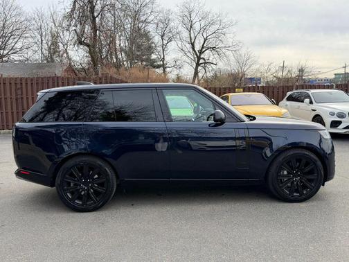 2023 Land Rover Range Rover P400 SE