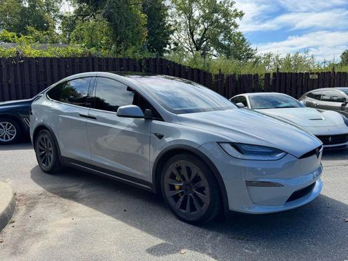 2022 Tesla Model X Plaid Tri Motor All-Wheel Drive