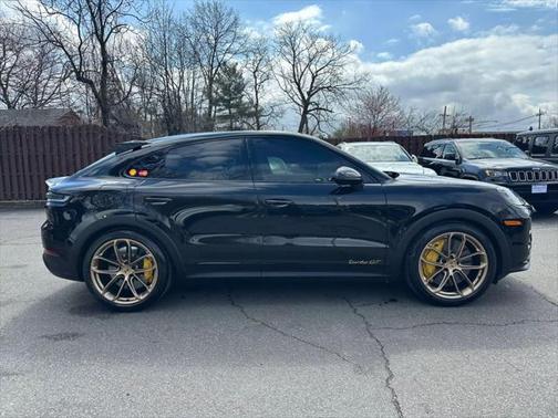 2024 Porsche Cayenne Turbo GT