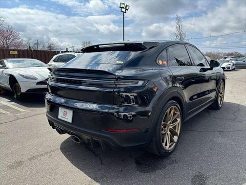 2024 Porsche Cayenne Turbo GT
