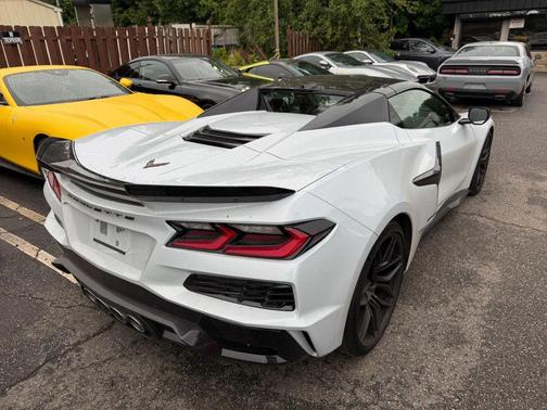 Ceramic Matrix Gray Metallic 2023 Chevrolet Corvette Z06
