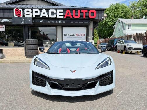 Ceramic Matrix Gray Metallic 2023 Chevrolet Corvette Z06
