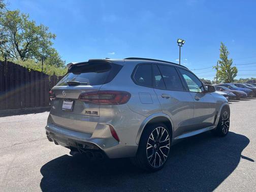 2022 BMW X5 M Base