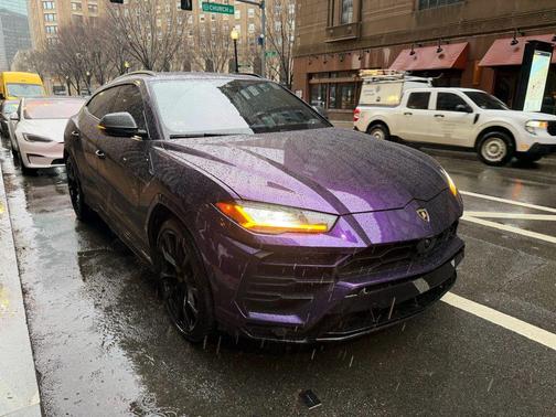 2021 Lamborghini Urus Sport Utility 4D