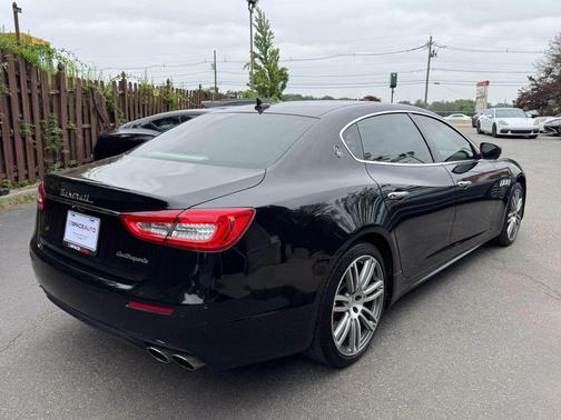 2018 Maserati Quattroporte S