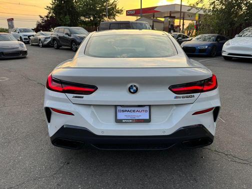 Alpine White 2021 BMW M850 xDrive
