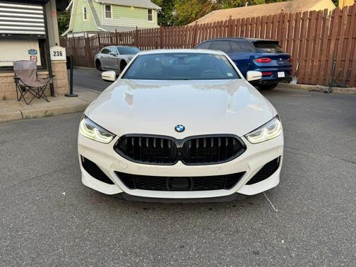 Alpine White 2021 BMW M850 xDrive