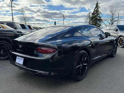 2022 Bentley Continental GT V8
