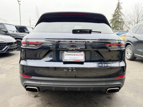 2019 Porsche Cayenne Cayenne
