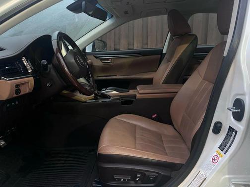 2018 Lexus ES 350 Base