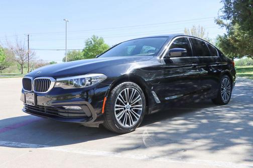 Jet Black 2018 BMW 530e iPerformance