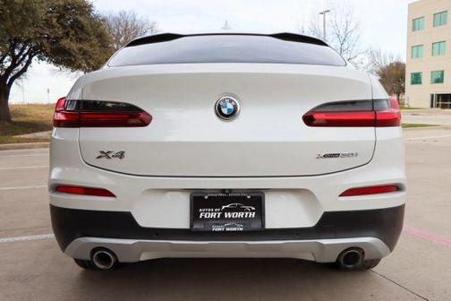 Mineral White Metallic 2021 BMW X4 xDrive30i