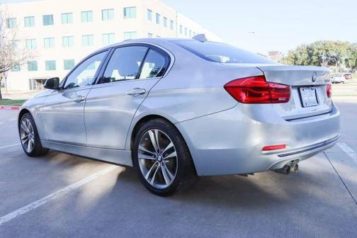 2018 BMW 330 i