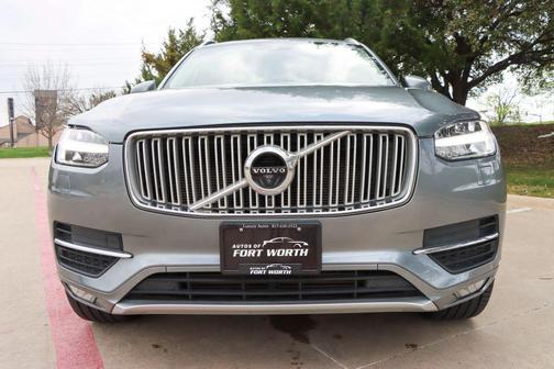 Gray Metallic 2019 Volvo XC90 T6 Inscription