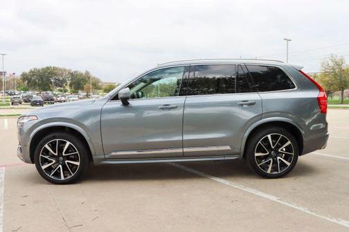 Gray Metallic 2019 Volvo XC90 T6 Inscription