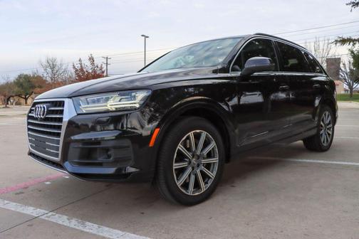 Orca Black Metallic 2018 Audi Q7 3.0T Prestige
