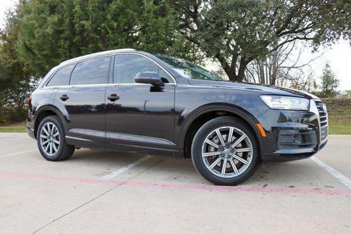 Orca Black Metallic 2018 Audi Q7 3.0T Prestige