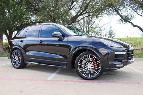 2016 Porsche Cayenne GTS