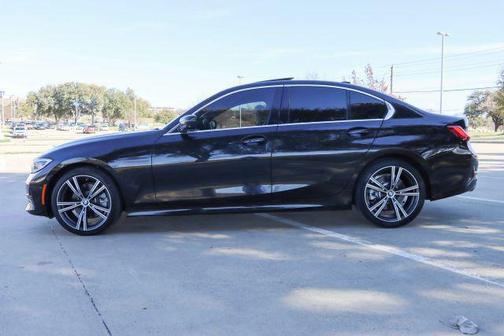Black Sapphire Metallic 2019 BMW 330 i