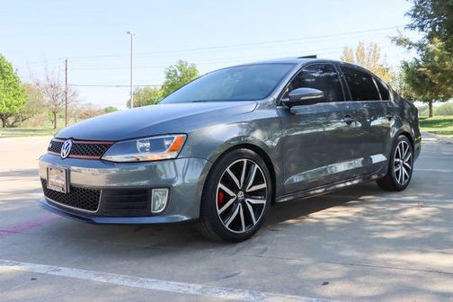 Platinum Gray Metallic 2014 Volkswagen Jetta GLI
