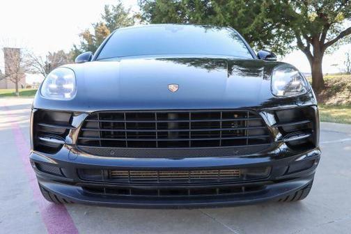 2020 Porsche Macan Base