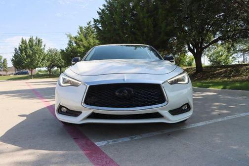 White 2017 INFINITI Q60 3.0T Premium