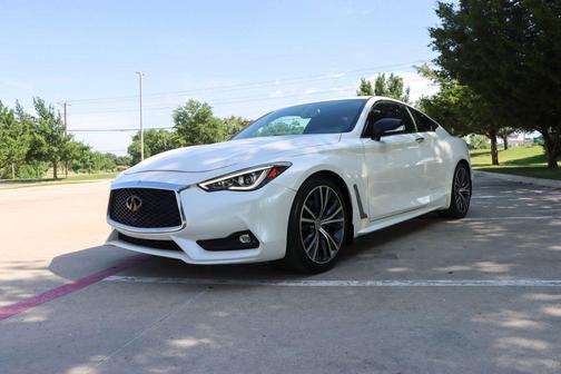 White 2017 INFINITI Q60 3.0T Premium