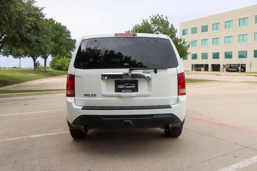 White 2015 Honda Pilot EX-L