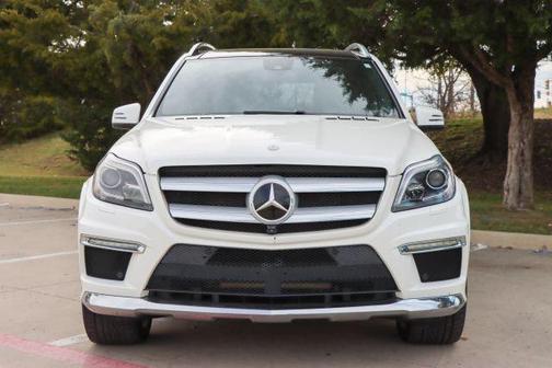 White 2015 Mercedes-Benz GL-Class GL 550 4MATIC