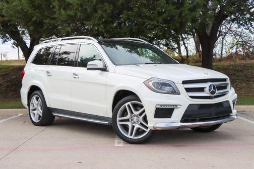 White 2015 Mercedes-Benz GL-Class GL 550 4MATIC