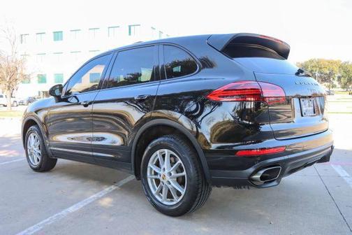Black 2016 Porsche Cayenne Base