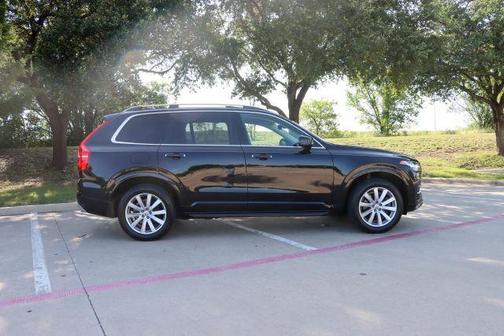 Onyx Black Metallic 2016 Volvo XC90 T6 Momentum