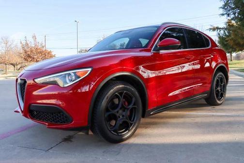 2019 Alfa Romeo Stelvio Base