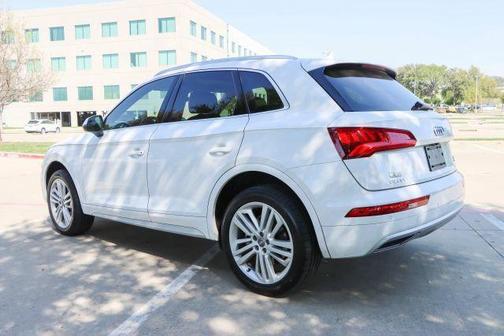 Ibis White 2018 Audi Q5 2.0T Premium Plus