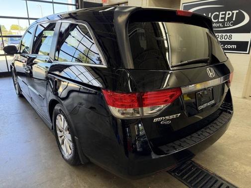 Crystal Black Pearl 2016 Honda Odyssey 5dr EX-L