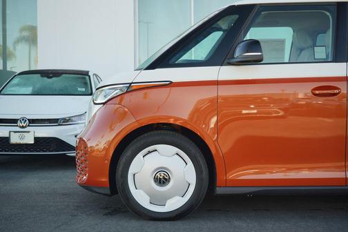 2025 Volkswagen ID. Buzz 1st Edition with 4MOTION