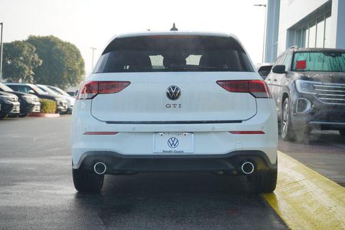 2026 Volkswagen Golf GTI 2.0T SE DSG