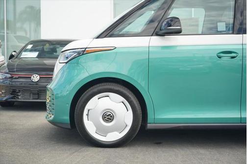 2025 Volkswagen ID. Buzz 1st Edition with 4MOTION