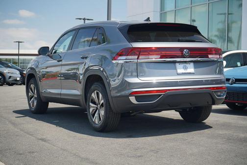 2025 Volkswagen Atlas Cross Sport 2.0T SE